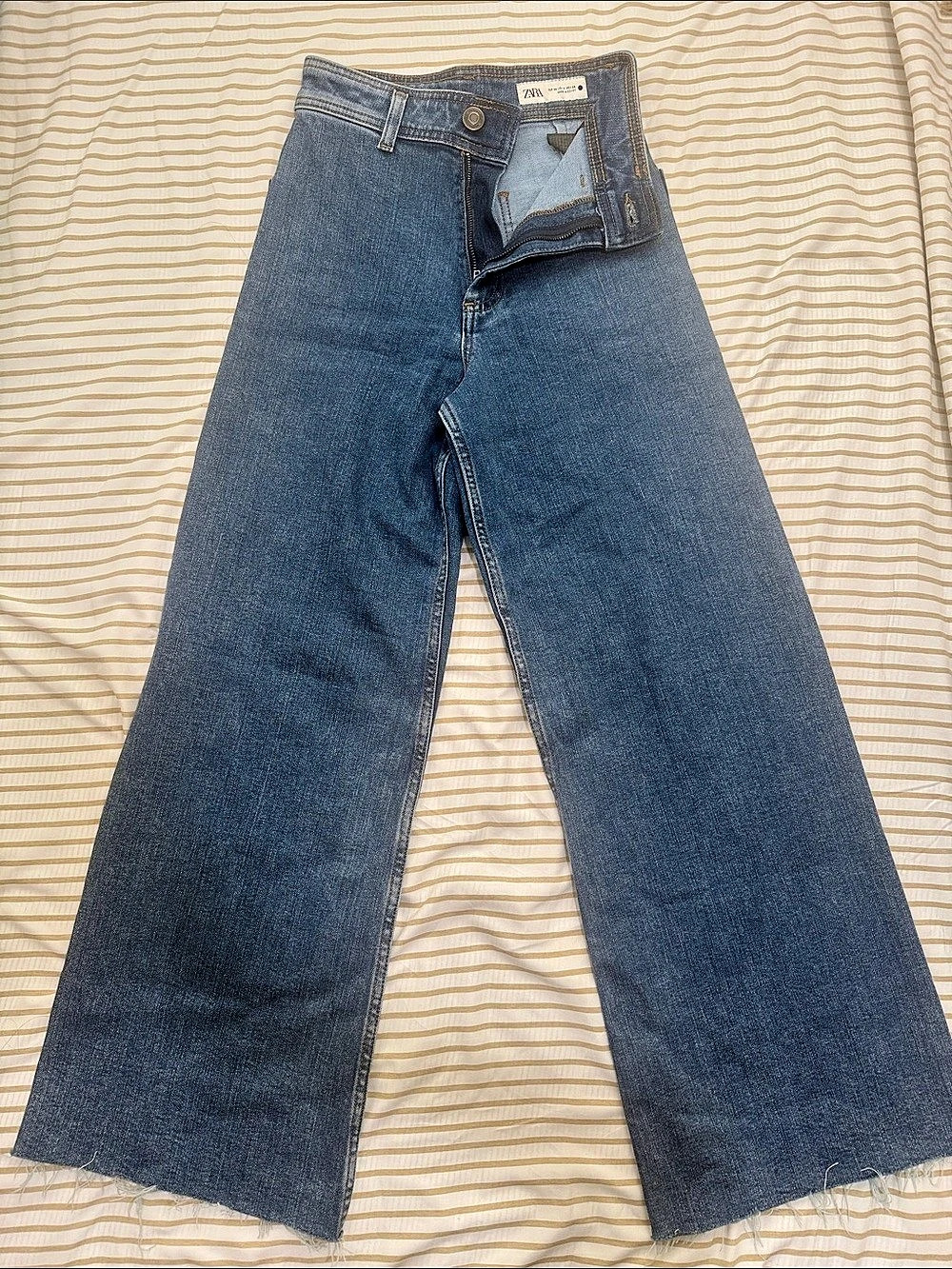 Zara Wide Leg Jeans in Blue